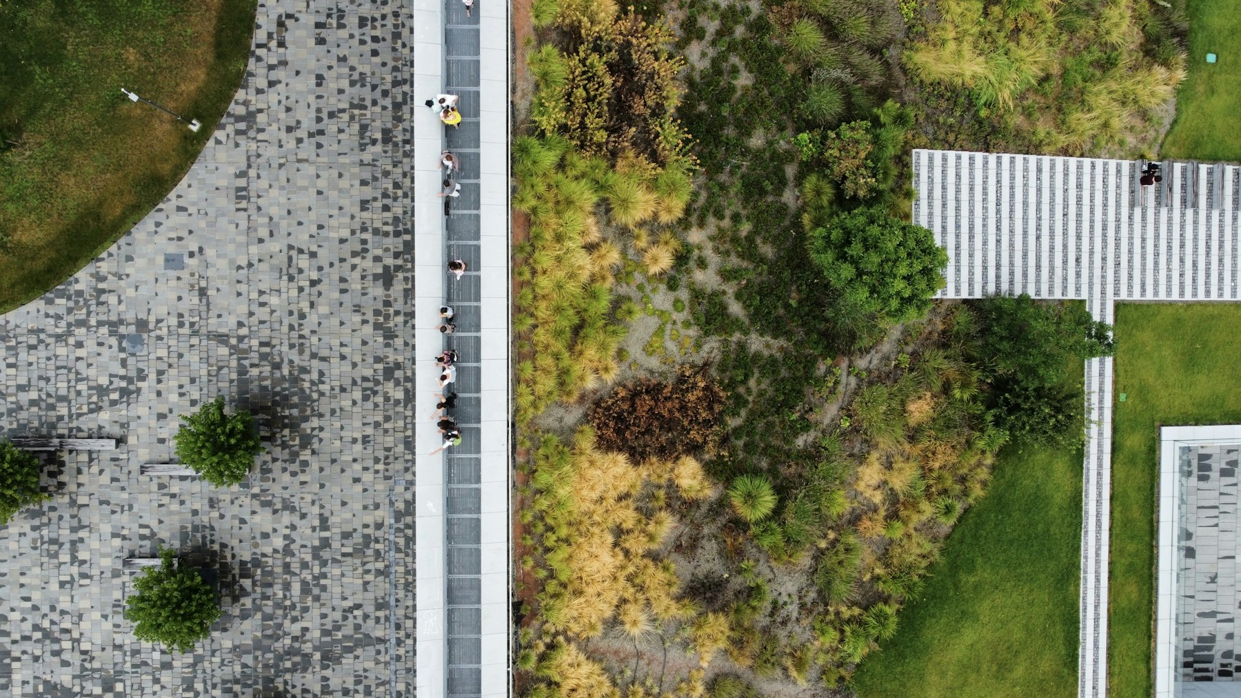 Exterior and site visualization sample